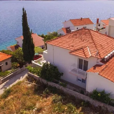 Apartman Sweet With Jaccuzi&sea View Seget Vranjica