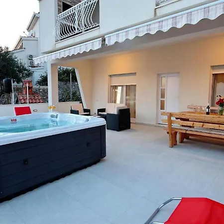 Apartman Sweet With Jaccuzi&sea View *