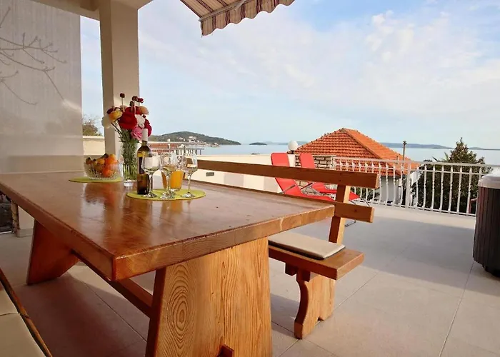 Sweet With Jaccuzi&sea View شقة